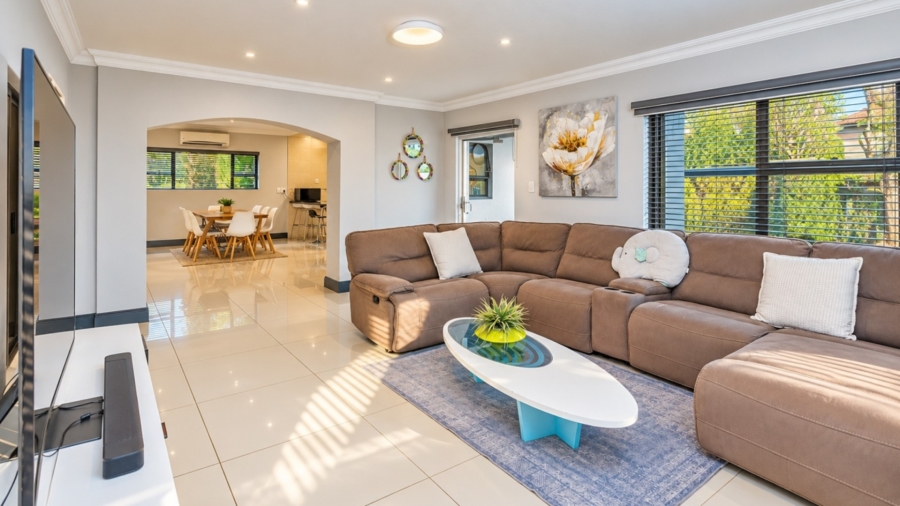 3 Bedroom Property for Sale in WestLake Country Safari Estate North West
